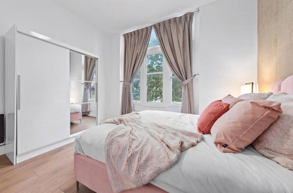 Majestic 2-Bedroom Flat In Knightsbridge-Hyde Park Kb70 London Exterior photo